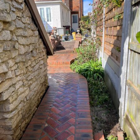 WhatsApp Image 2025-10-26 at 11.14.26 (1)